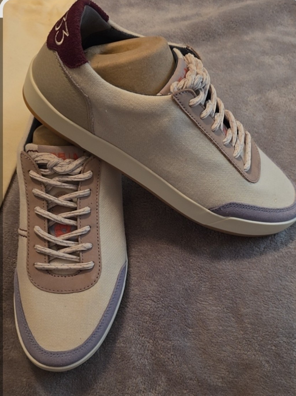 Novella Chapter Limited Edition #0733 Mens 9 Women's 10.5